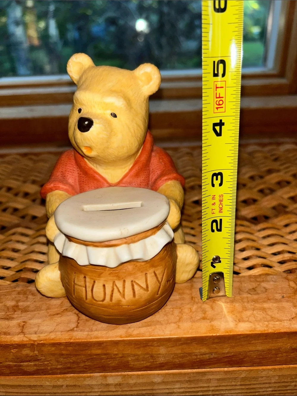 Disney’s Winnie the Pooh Honey Pot Bank Figurine (LC)
